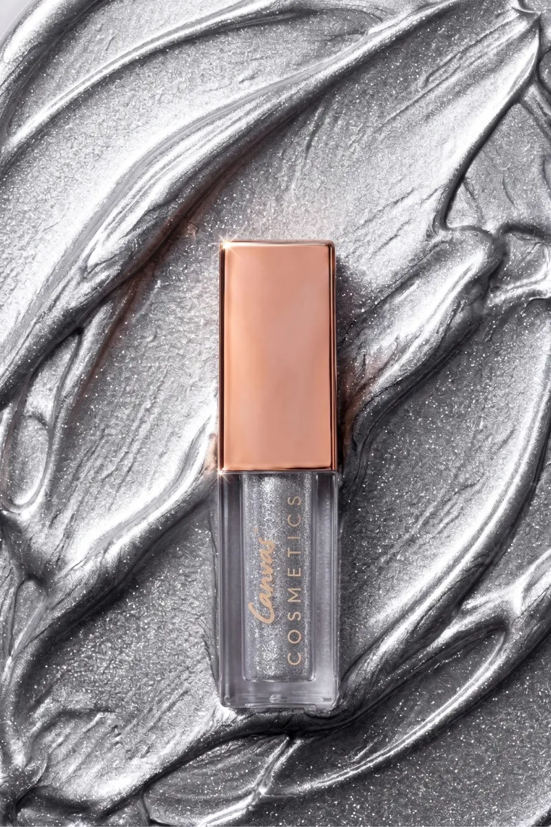 Silver Liquid Glitter Eyeshadow - Image 3